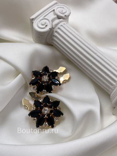 Накладка на пуговицу в форме цветка золотистые с черными стразами (клипсы)