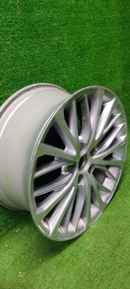 Диск Комплект дисков R18 Toyota Camry 8 XV70 17-нв