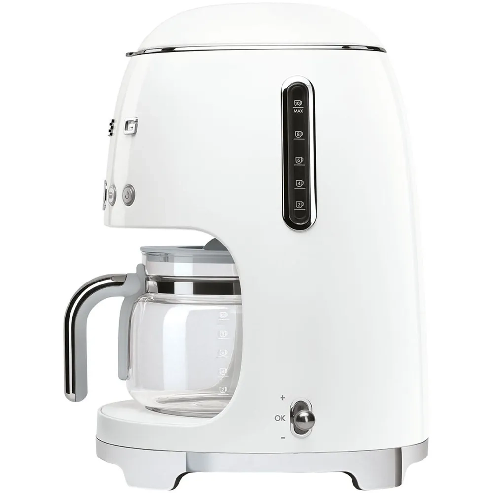 Кофеварка капельная Smeg DCF02WHEU белая