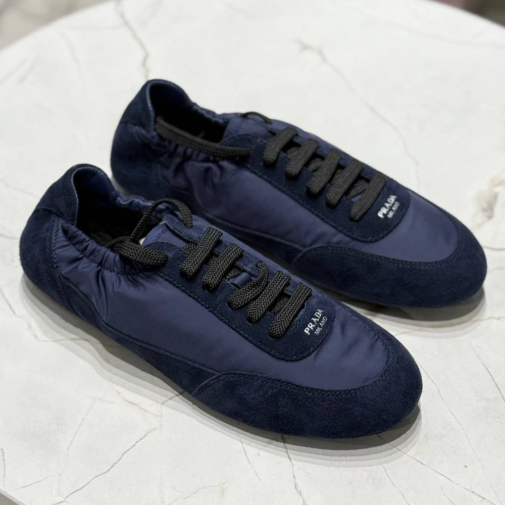 Кроссовки Prada