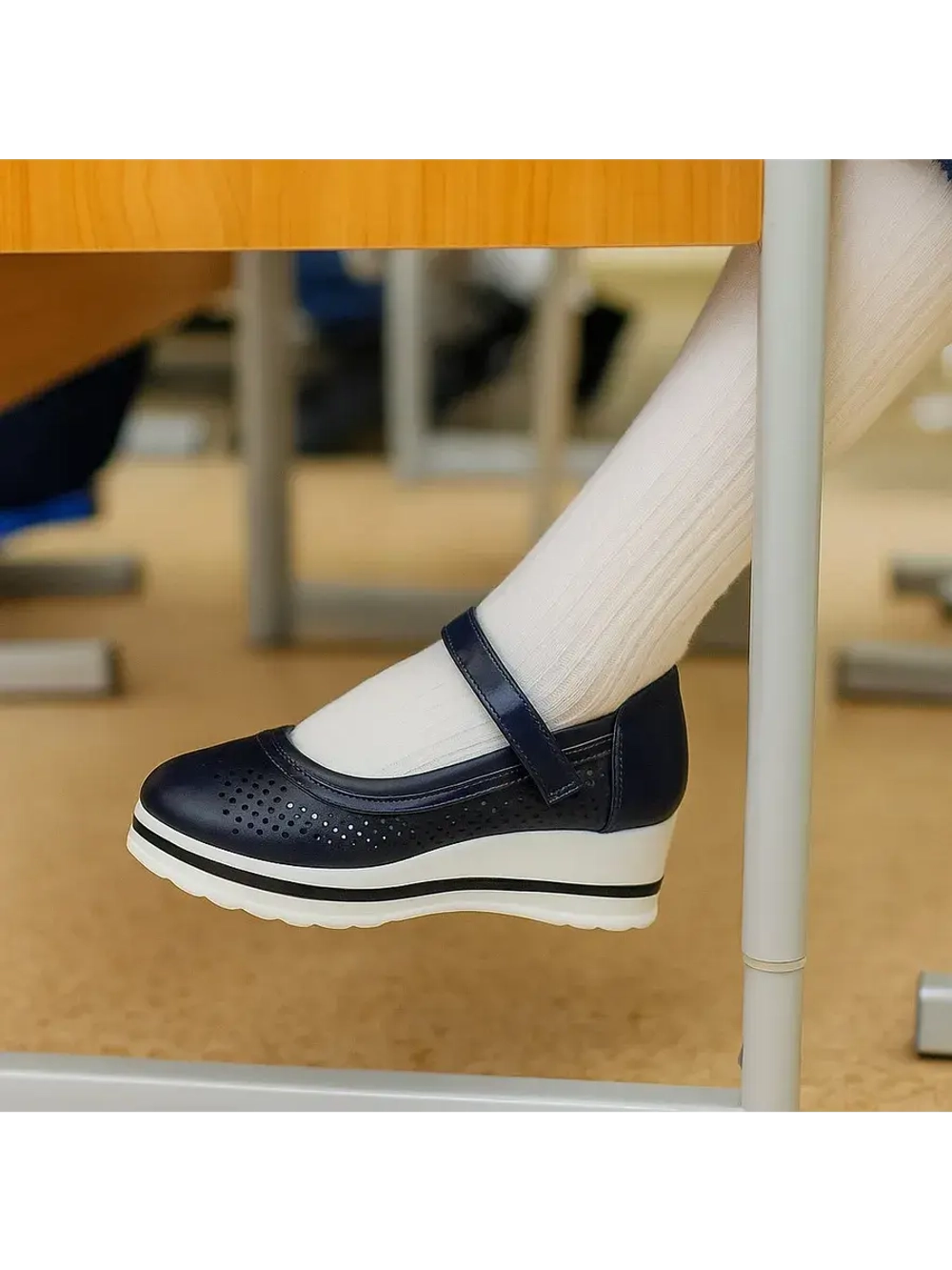 Туфли школьные для девочки внутри кожа.