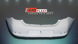 Задний бампер в цвет Renault Sandero 2013-2018 белый