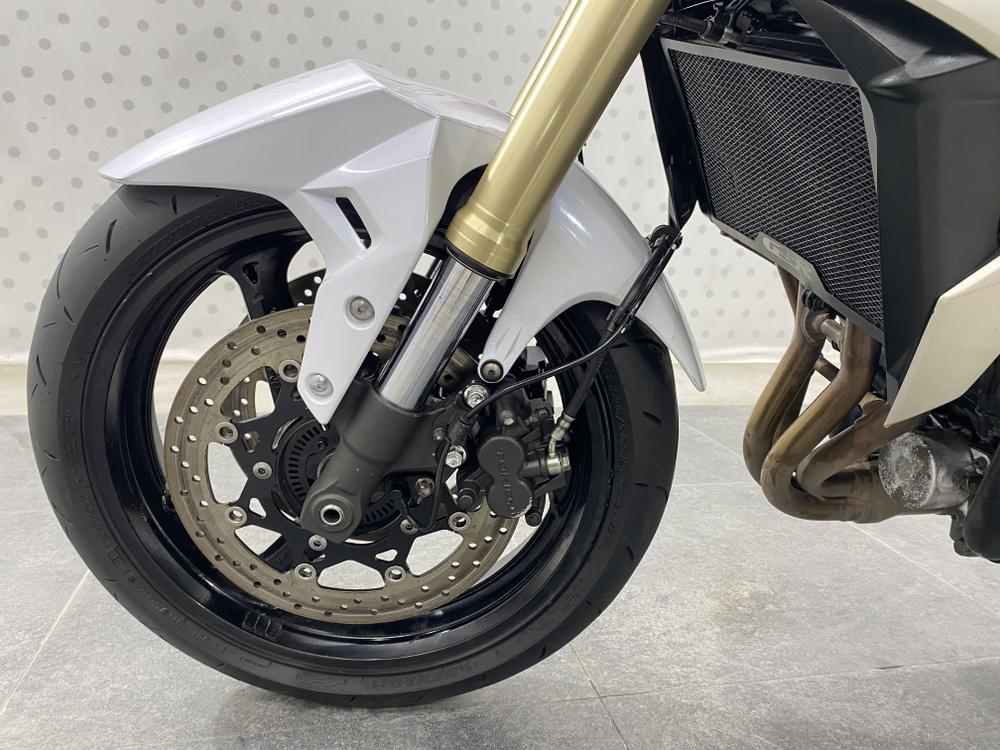 Suzuki GSR750 A , 2012