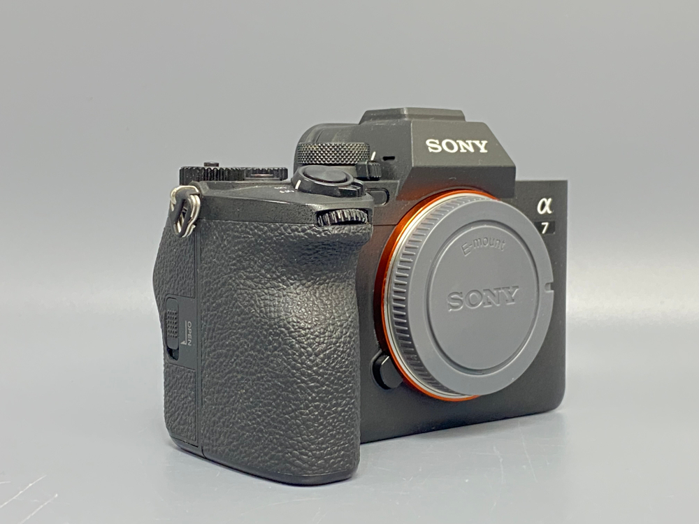 Sony A7 IV 45000 кадров