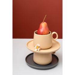 Набор из двух чайных пар бежевого цвета из коллекции Essential, 250 мл