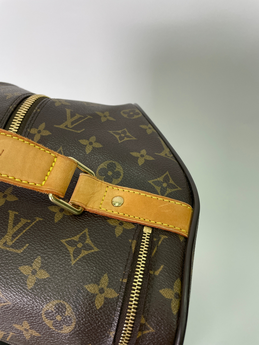 Дорожная сумка на колёсах с ручкой Louis Vuitton
