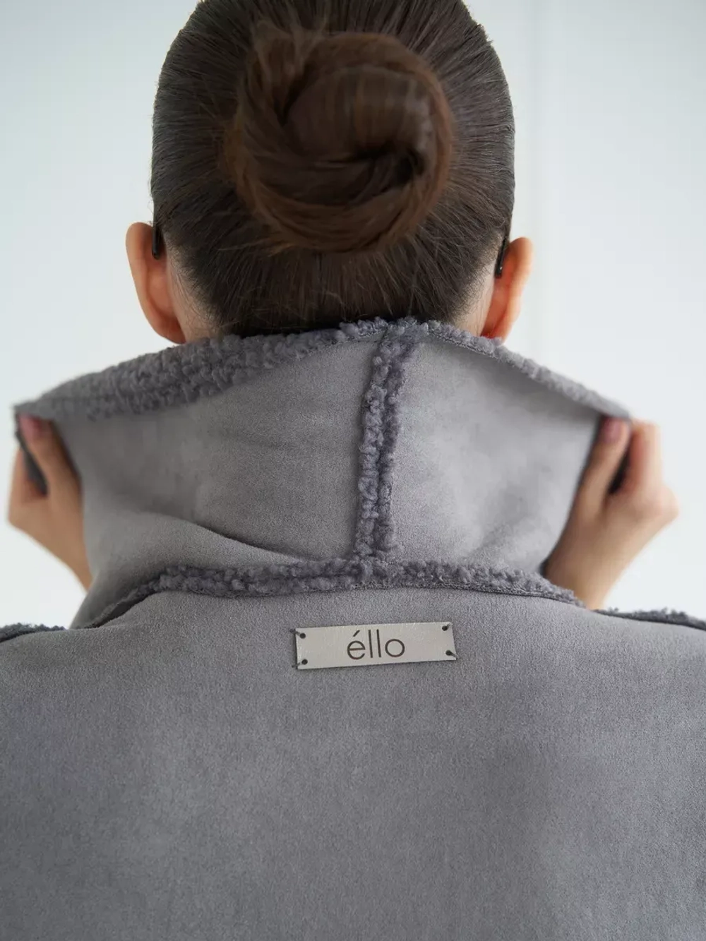 Жилетка удлиненная меховая оверсайз