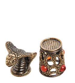 AM-2233 Наперсток «Кобра» (латунь, янтарь)