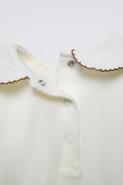 ZARA БОДИ С ВЫШИВКОЙ НА ВОРОТНИКЕ, СВЕТЛЫЙ ЭКРЮ