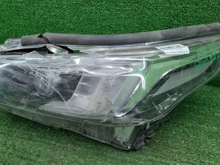 Битая Фара левая Subaru Outback 6 (2019-2022) LED