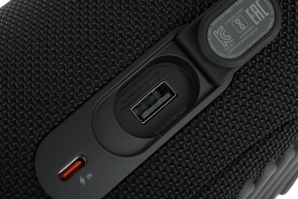 Колонка портативная JBL Charge 5, 40Вт, черный [jblcharge5blk]