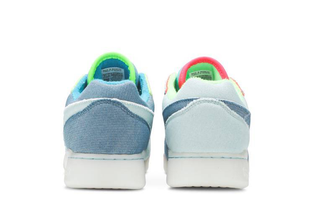 Кроссовки Reebok Workout Plus