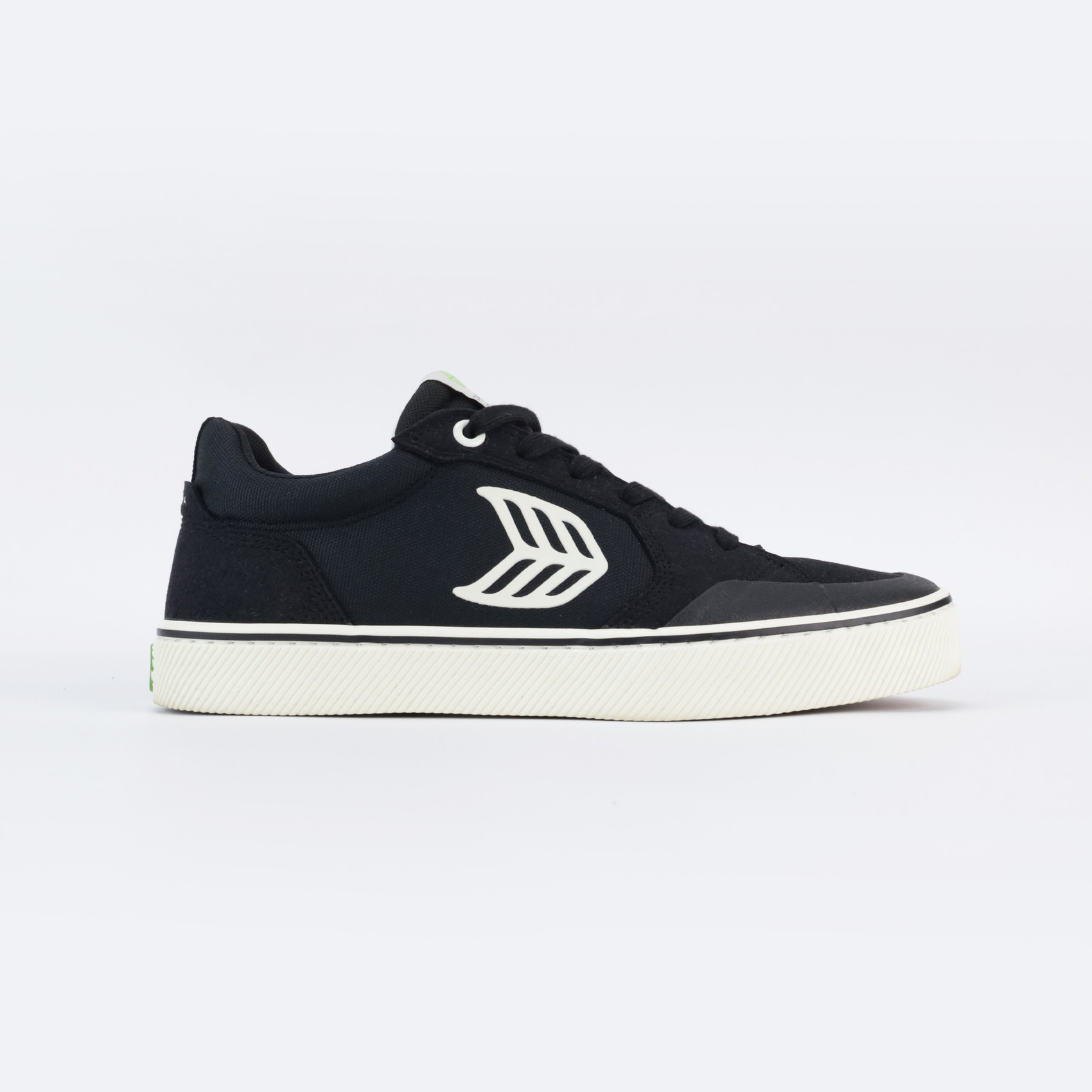 Cariuma The Vallely (black) артикул: - купить в магазине Дайс
