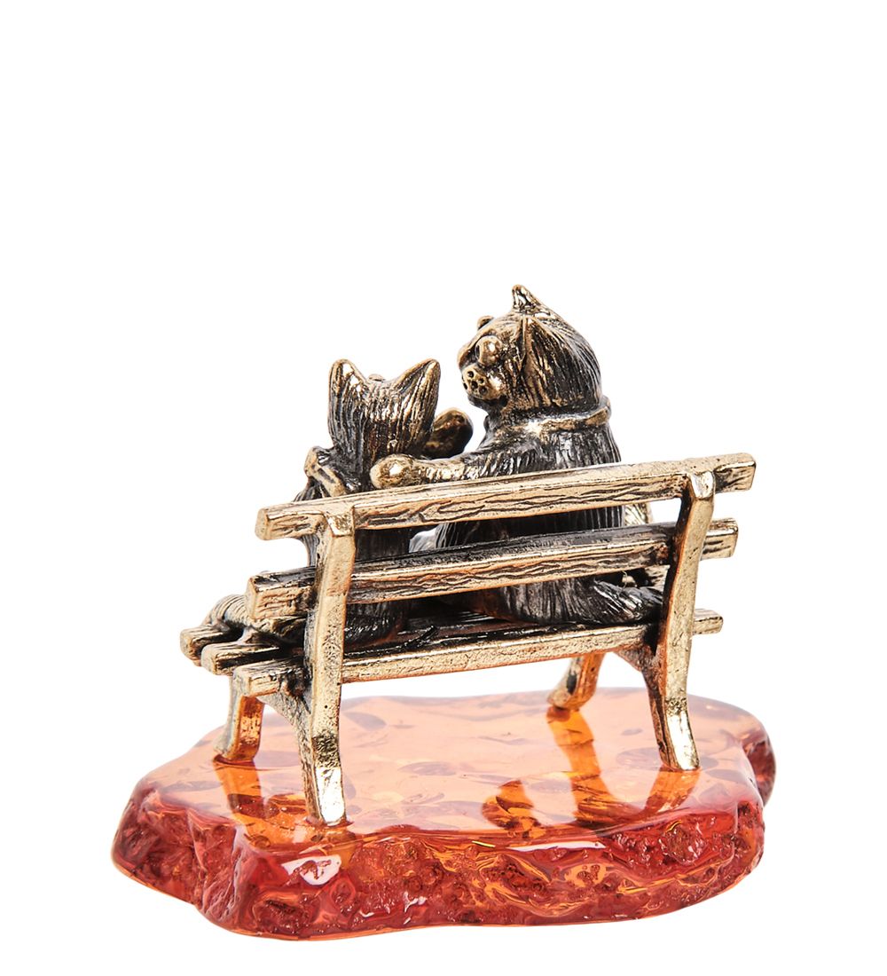 AM-1055 Фигурка «Коты Пара с сердцем» (латунь, янтарь)