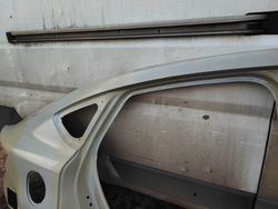 Боковина правая Geely Tugella 19-нв Новая Оригинал 5038074100C15