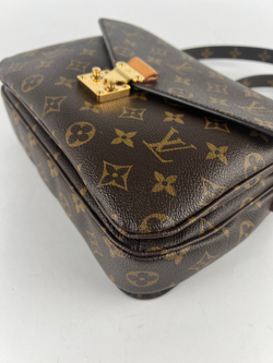 Сумка Louis Vuitton Pochette Metis