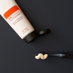 doTERRA «On Guard» Natural Toothpaste, отбеливающая зубная паста, 125 гр (PROMO)