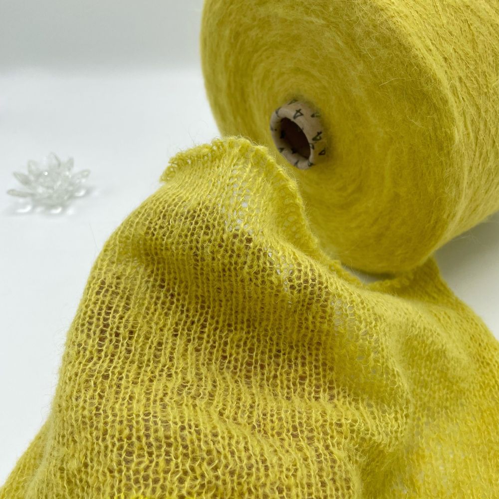 Manifattura LANE PUCCI 30% вспушеная альпака 30% полиамид 40% полиакрил