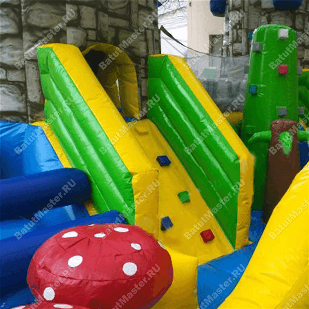 Большой надувной батут "Средневековье" 9*9*5 м