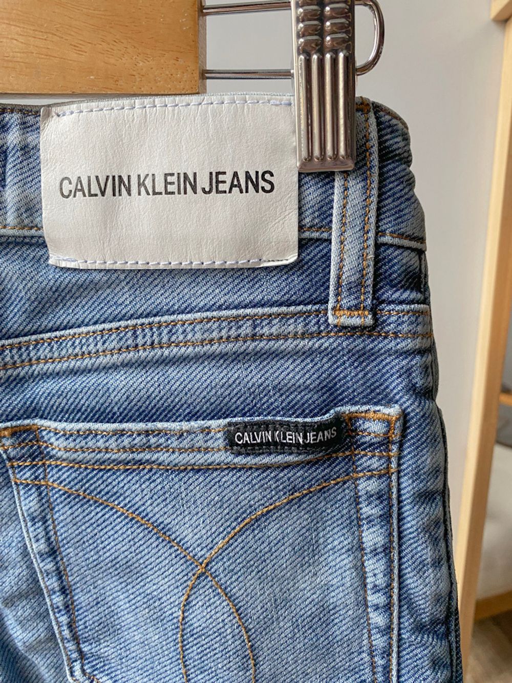 Джинсы Calvin Klein, 140