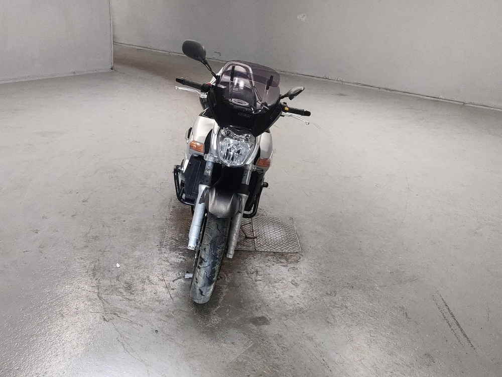 Suzuki GSR400 , 2007