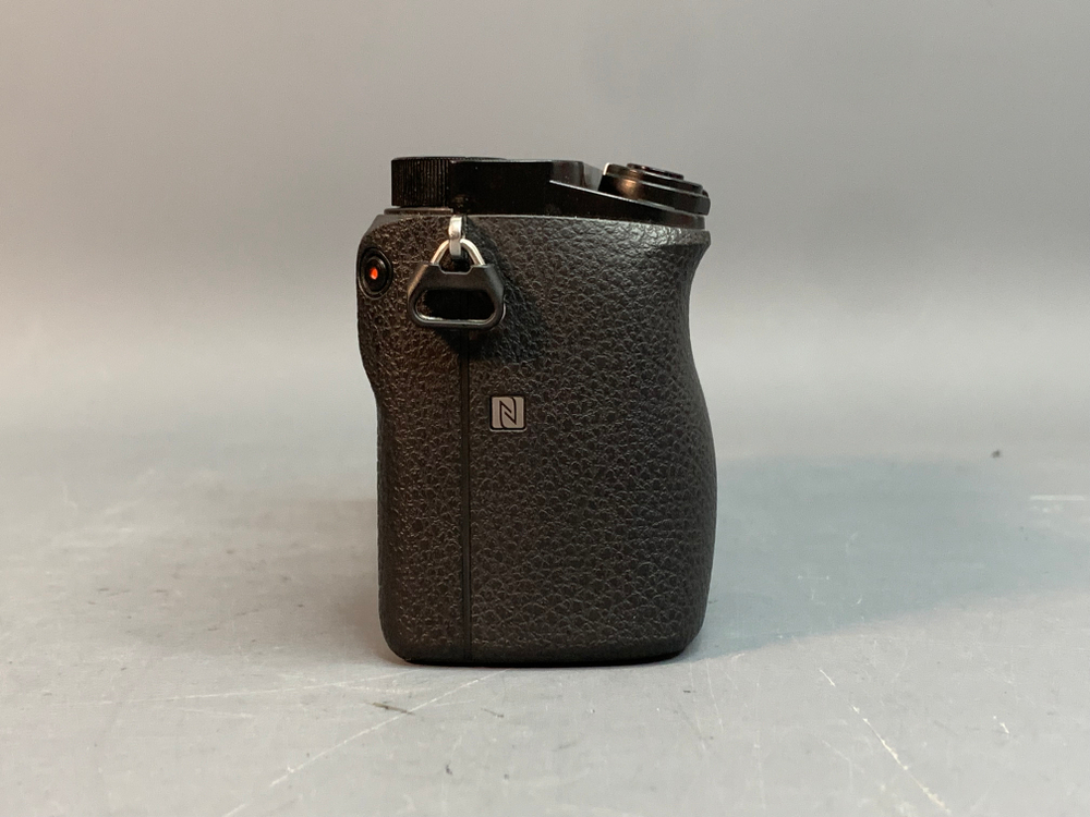 Sony A6000 Body 38.635 Кадров