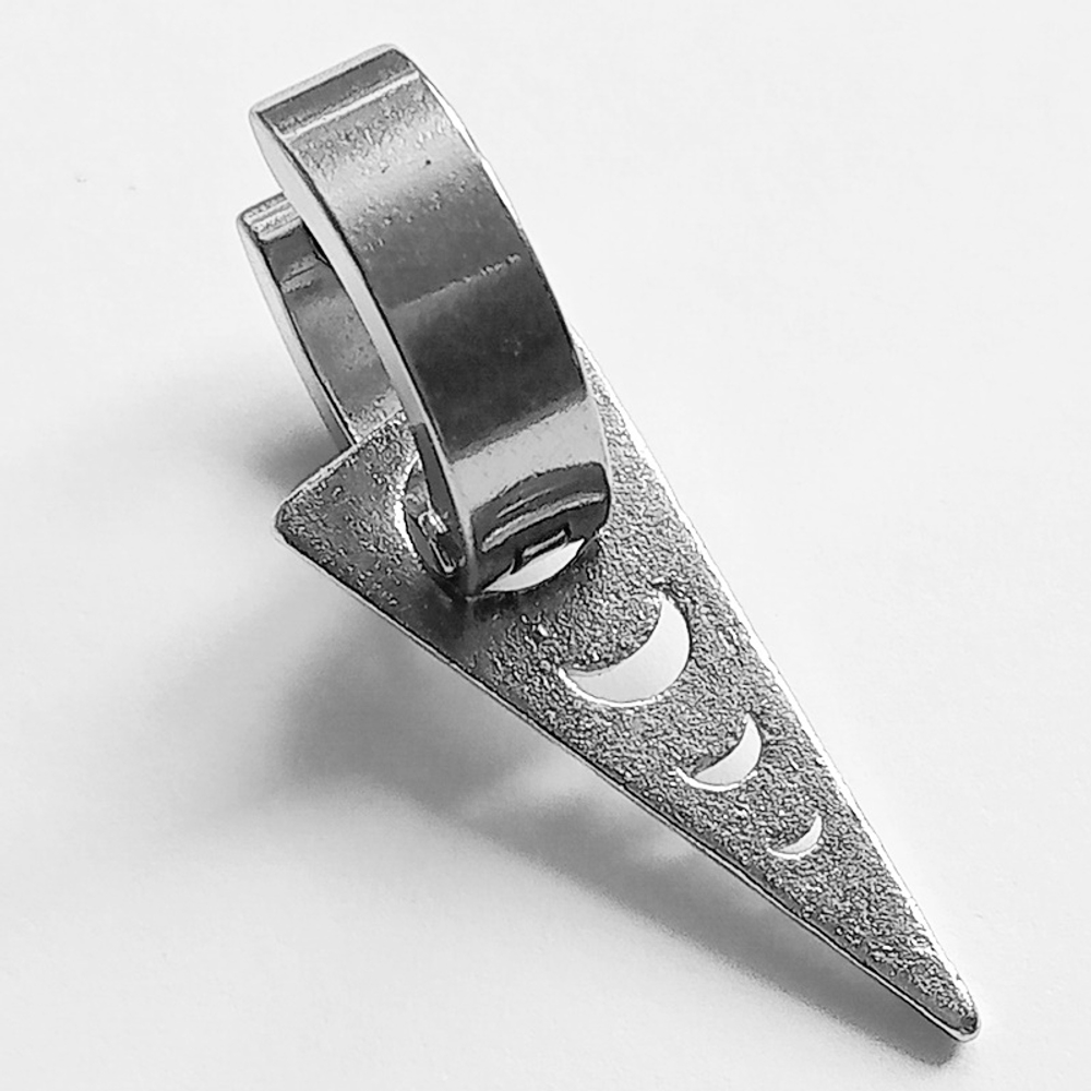 Серьга кольцо (цена за 1 шт.) с подвеской "Треугольник" для пирсинга уха. Медицинская сталь.