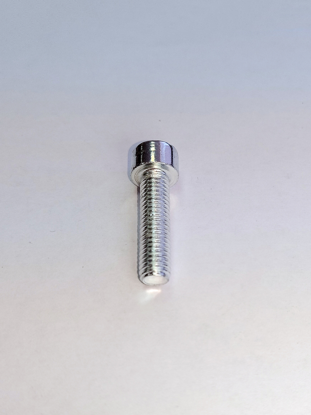 8х30 ОЦ. Винт П/Р с внут.шестигр. к.п.8.8 DIN912 (40 шт)