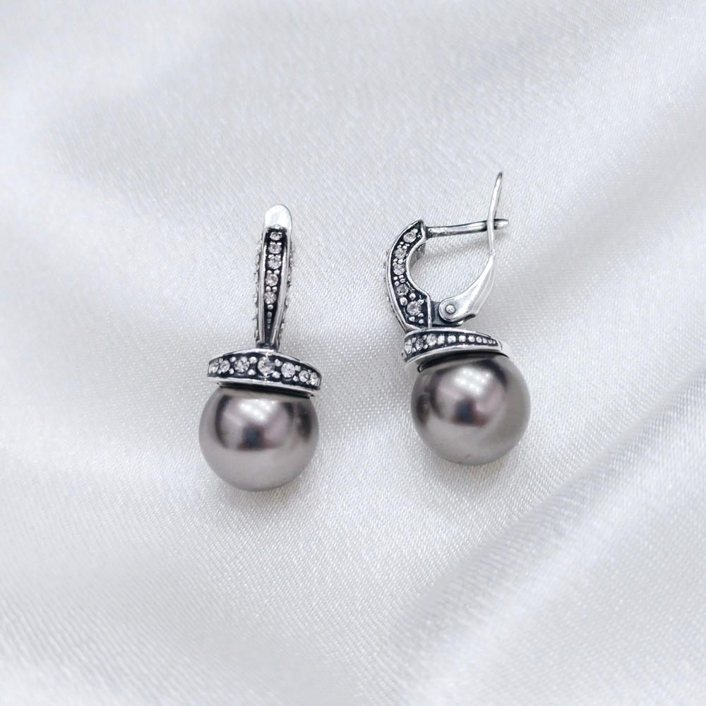 Серьги "Амон" из коллекции "Жемчужная"