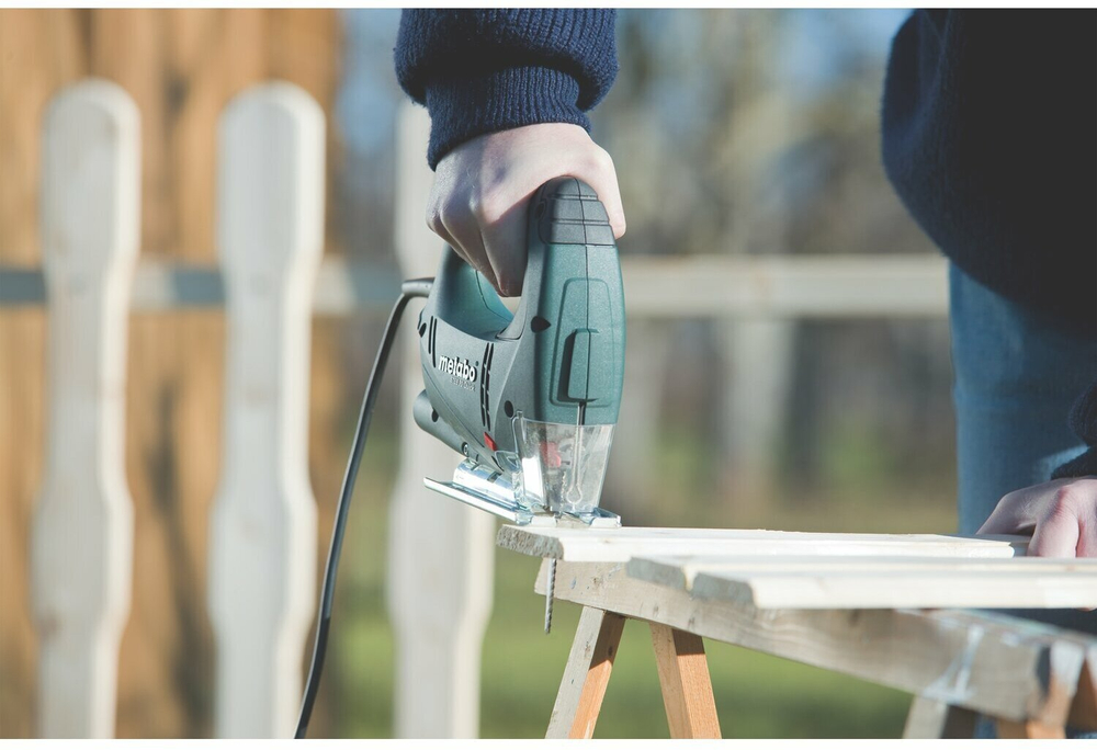 Электролобзик Metabo STEB 70 Quick кейс, 570 Вт черный