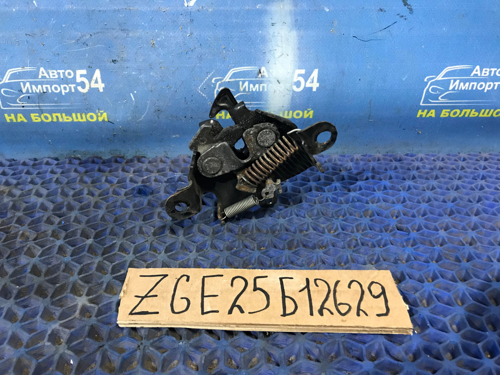 Замок капота TOYOTA WISH 2009-2017