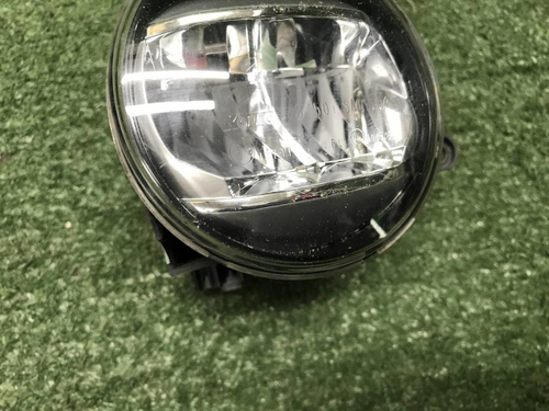 ПТФ левая Toyota Camry XV50 XV70 (2017-2021) LED