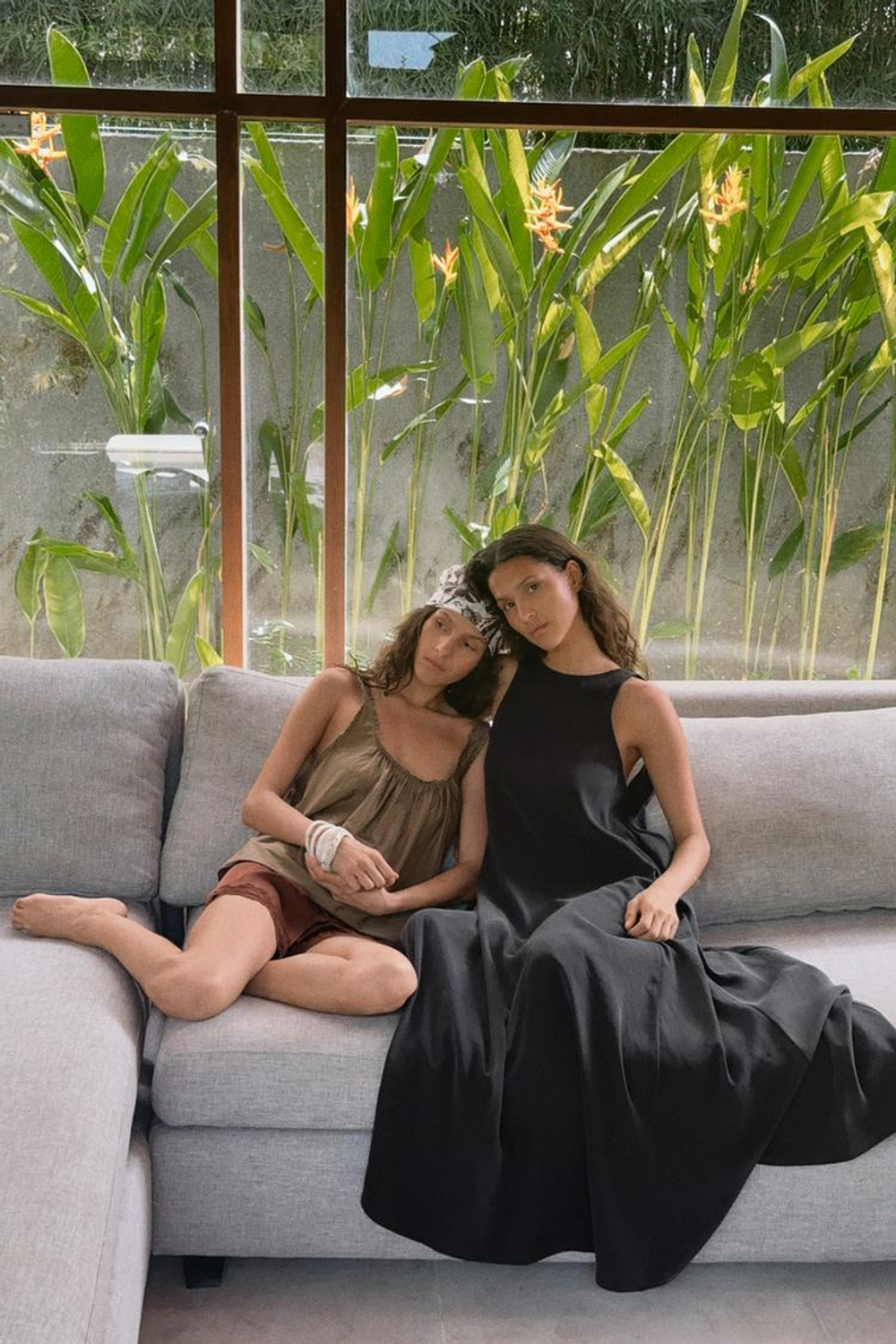 ZARA ПЛАТЬЕ МИДИ СВОБОДНОГО КРОЯ, ЧЕРНЫЙ