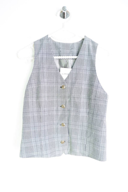 Жилетка для офисного образа, визуально на 38/40 размер