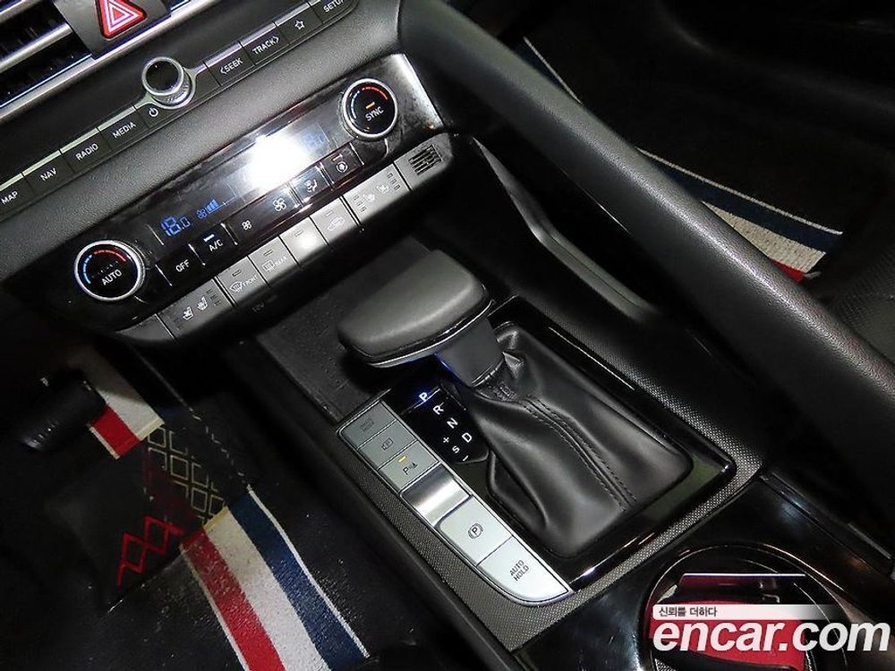 Hyundai Avante (CN7) 1.6 (05.2020)