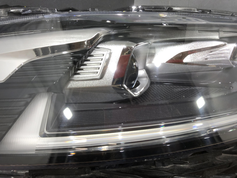 Фара правая LED Haval F7 1 19-24 Б/У Оригинал 4121103xkq00a