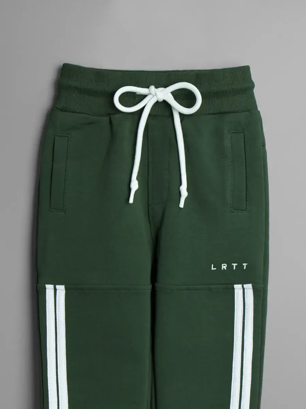 Брюки для мальчика на осень