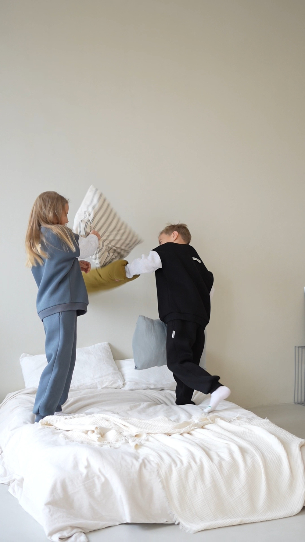 Костюм "котенок Уголек" (122-128)