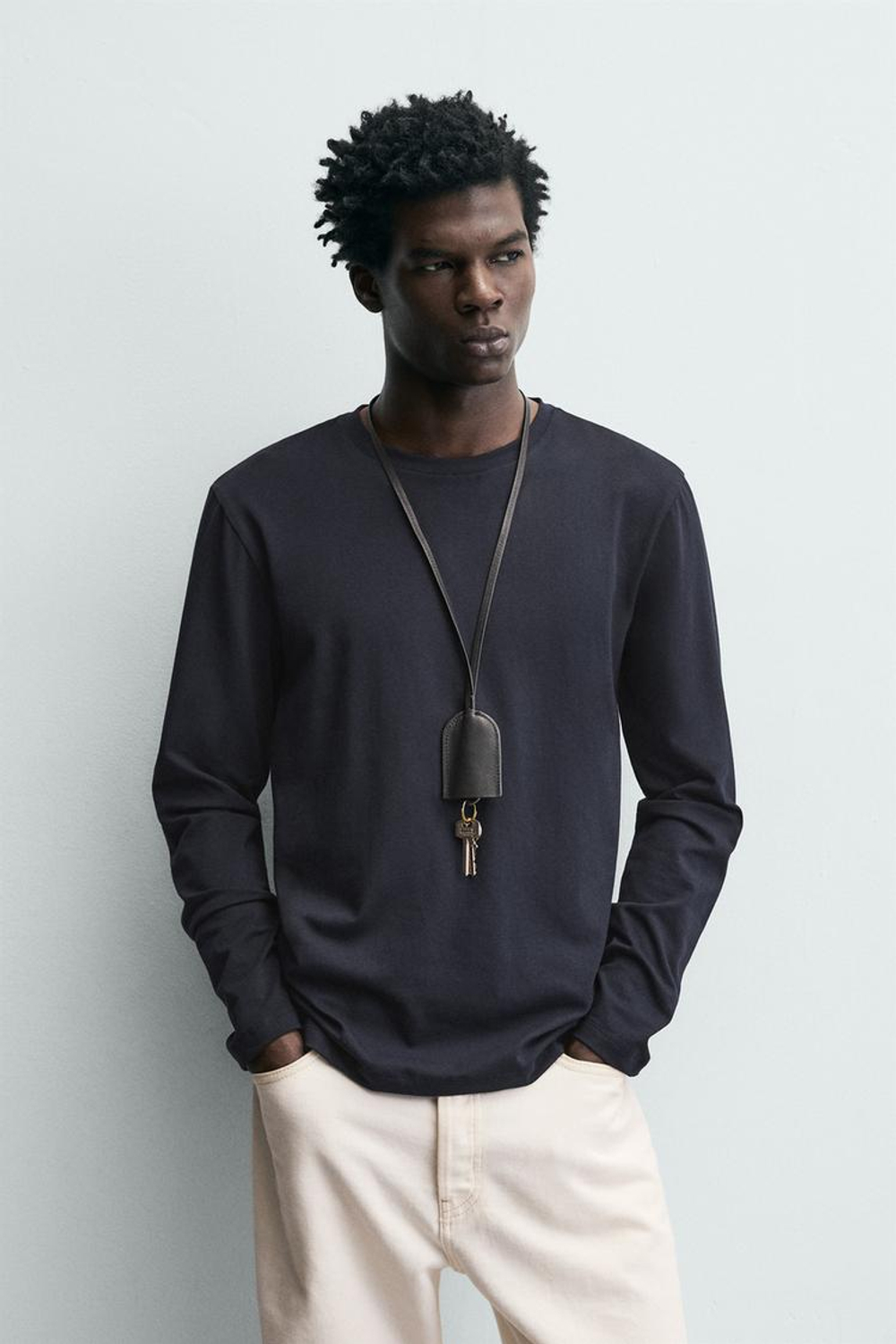 ZARA БАЗОВАЯ ФУТБОЛКА SLIM FIT, МОСРКОЙ СИНИЙ