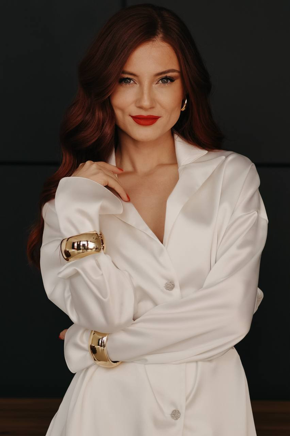 Блуза из сатина в молочном