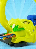 Автотрек Хот Вилс с машинкой Спиральная атака Змеи JBM63