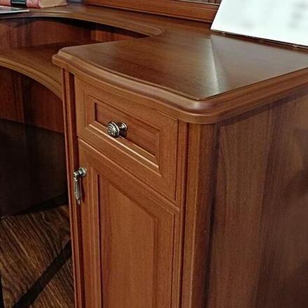 ЕКАТЕРИНА Стол туалетный