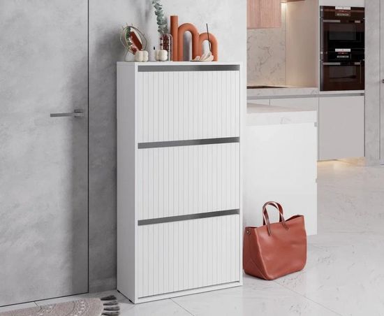 Ами Тумба (обувница)