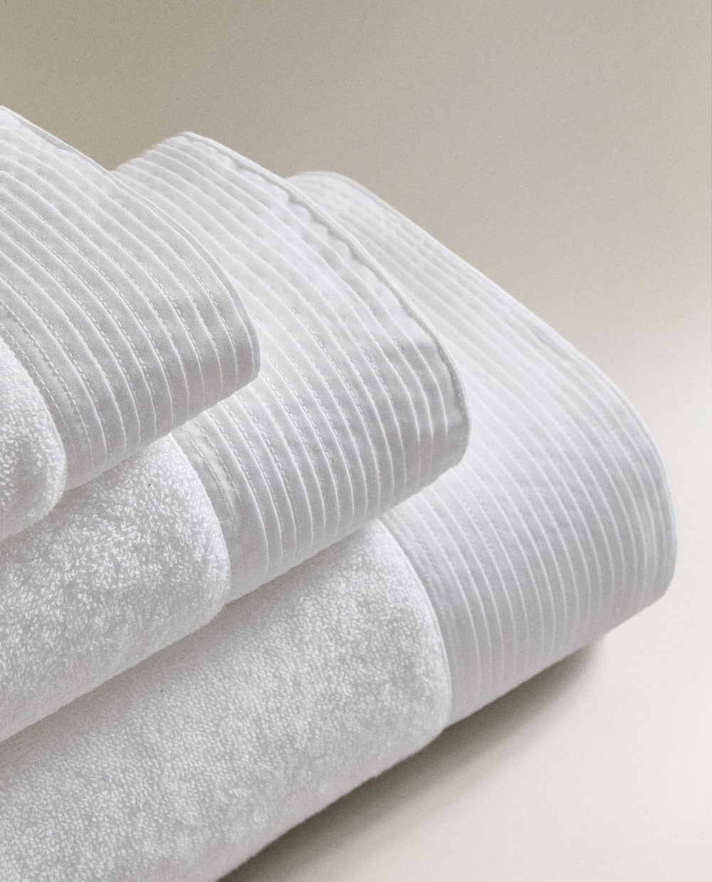 Zara Home - Банное полотенце с зашитой лентой, белый, 50х90 см