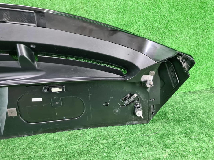 Спойлер крышки багажника Range Rover Sport 2 L494 (2017-2022)