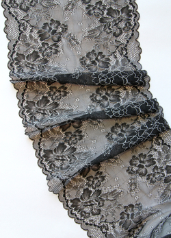 Эластичное кружево черное с белым ширина 25 см