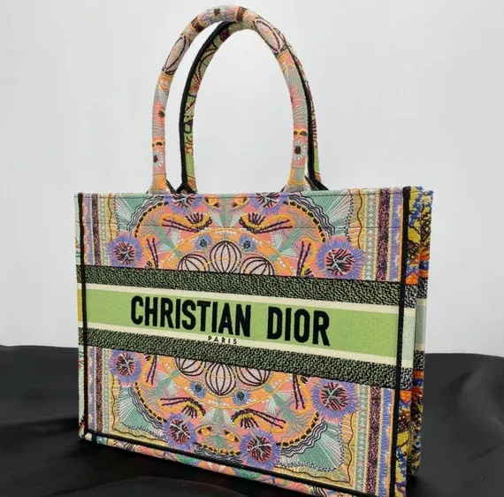 Сумка Dior Book Tote салатовый/зеленый