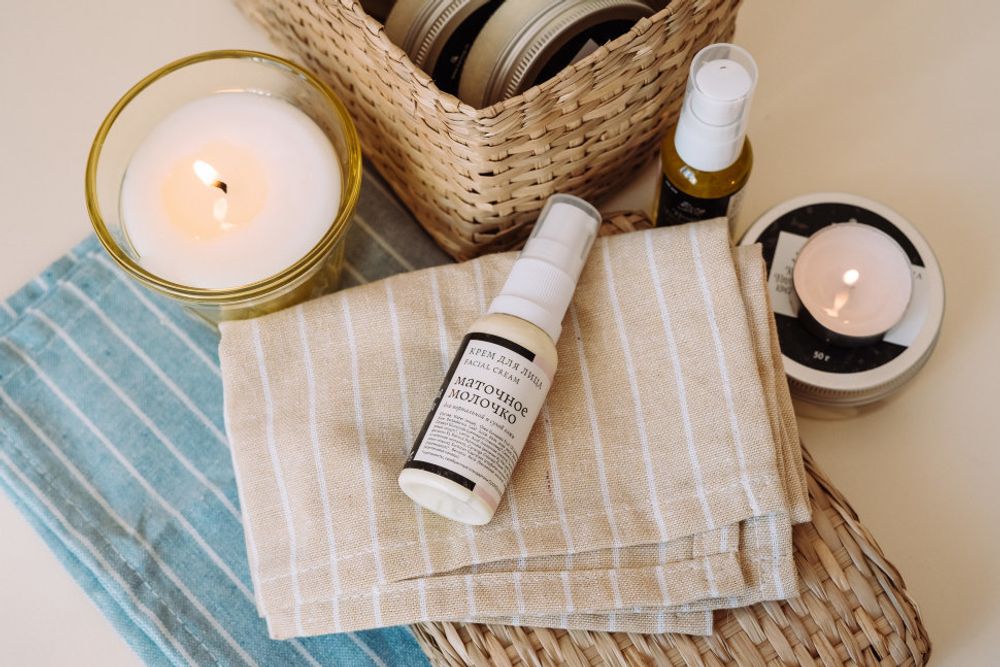 КРЕМ ДЛЯ ЛИЦА "МАТОЧНОЕ МОЛОЧКО", 30 мл (Краснополянская косметика) КРЕМ ДЛЯ ЛИЦА "МАТОЧНОЕ МОЛОЧКО", 30 мл (Краснополянская косметика)