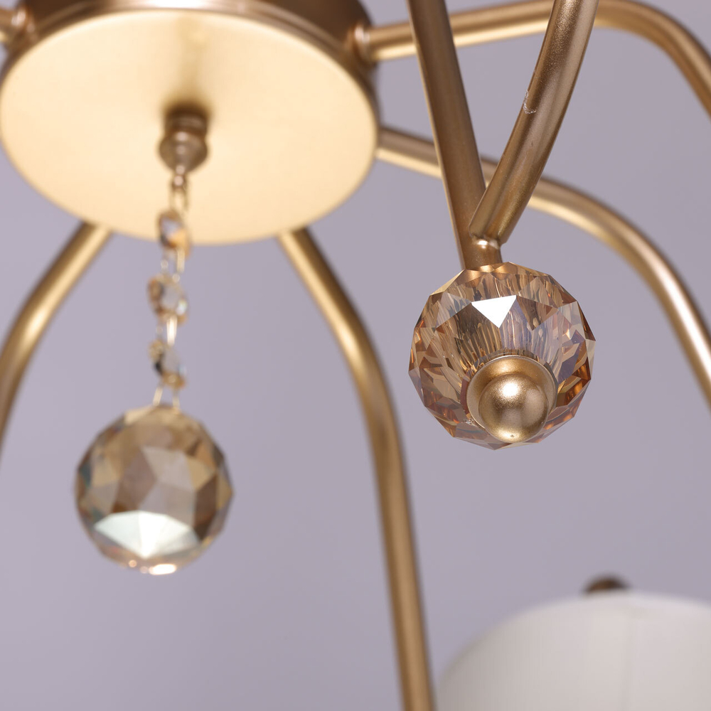 Потолочная люстра MW-Light Вега 329012308