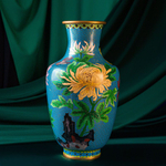 Парные вазы с хризантемами